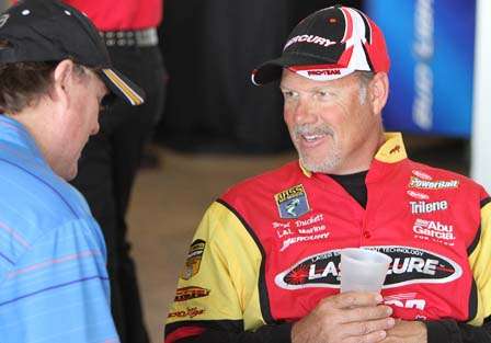 Boyd Duckett listens to questions from Mark Jefferys of BassZone.