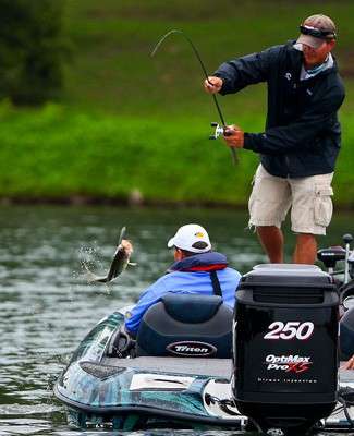 <p>
	Bass can be targeted in extremely shallow water while feeding on spawning herring, as was the case in May on Lake Murray when Ashley won</p>
