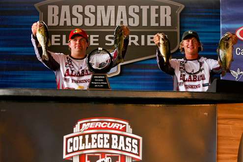 <p>
	Alabamaâs Hoffman and Connell posted a 10-pound bag of Lake Jordan spots.</p>
