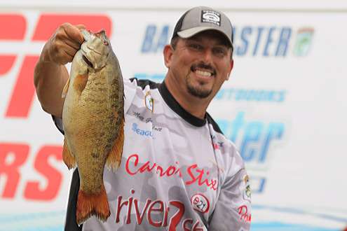 <p>
	Matt Greenblatt (64th, 13-13)</p>
