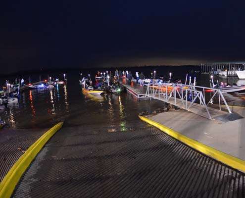 <p>
	Competitors wait for the sun rise Wednesday morning for the start of Practice Day.</p>
