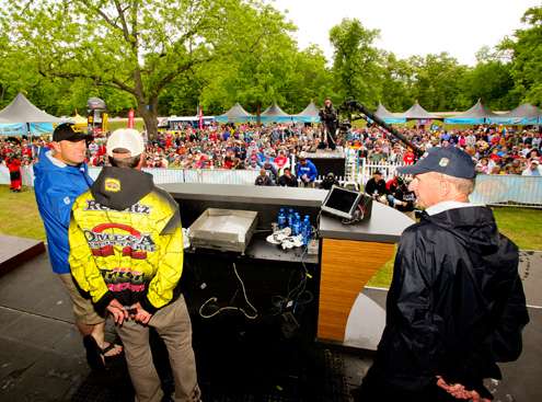 <p>
	Derek Remitz is interviewed after weighing his Day Four fish.</p>
