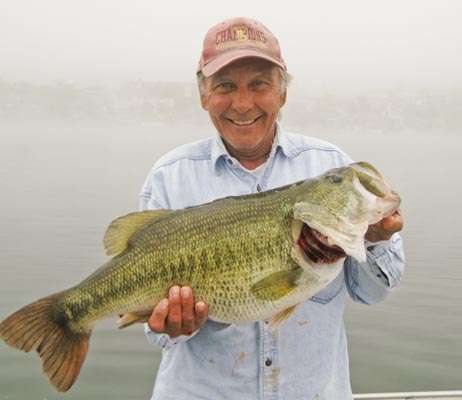 <p>
	<strong>Leland Leslie</strong></p>
<p>
	12 pounds, 11 ounces</p>
<p>
	Lake Mission Viejo, Calif.</p>
<p>
	5-inch Senko (green pumpkin)</p>
