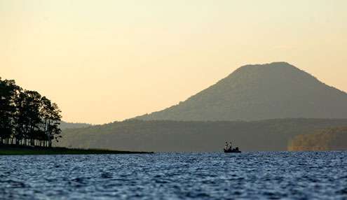 Day Two of the Carhartt College Series National Championship moved a few miles west of Little Rock, Ark., to Lake Maumelle. 
