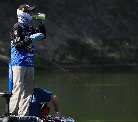 <p>
Getting warmer, time for a quick drink. </p>