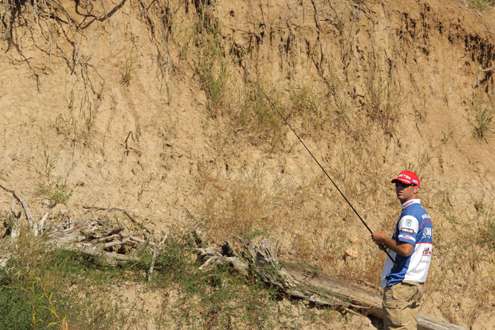 <p>
Todd Faircloth makes a cast.</p>