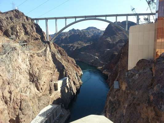 <p>That's the new bridge that crosses the river, it's 840 feet above the Colorado, the 2nd highest bridge in America and when Rich asked if I wanted to drive across it I said, "Ah, no thanks."</p>
