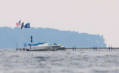 <p>Day One of the 2013 Bass Pro Shops Northern Open #2 started with a brisk south wind and a strong chance of rain on Oneida Lake. </p>
