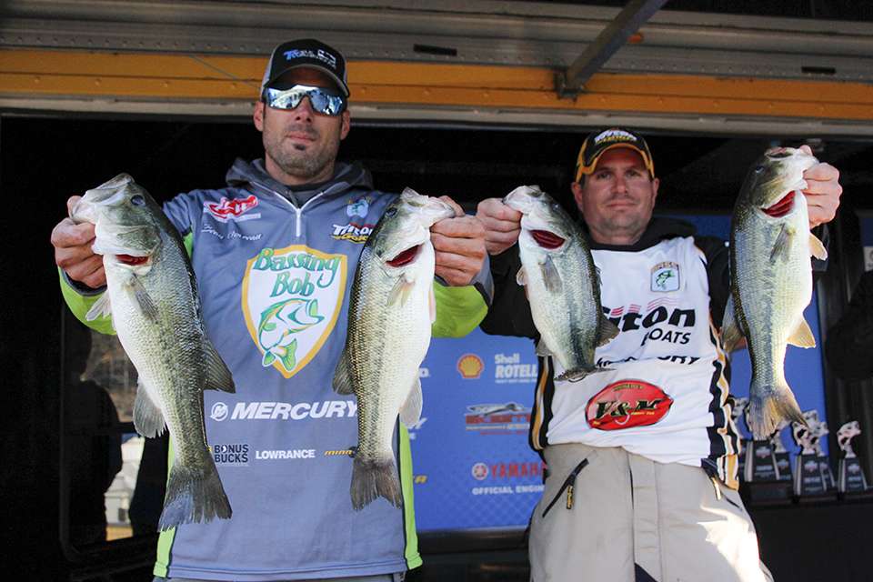 Brett and Beau Govreau of U.S. Angler's Choice (1st, 26-2)