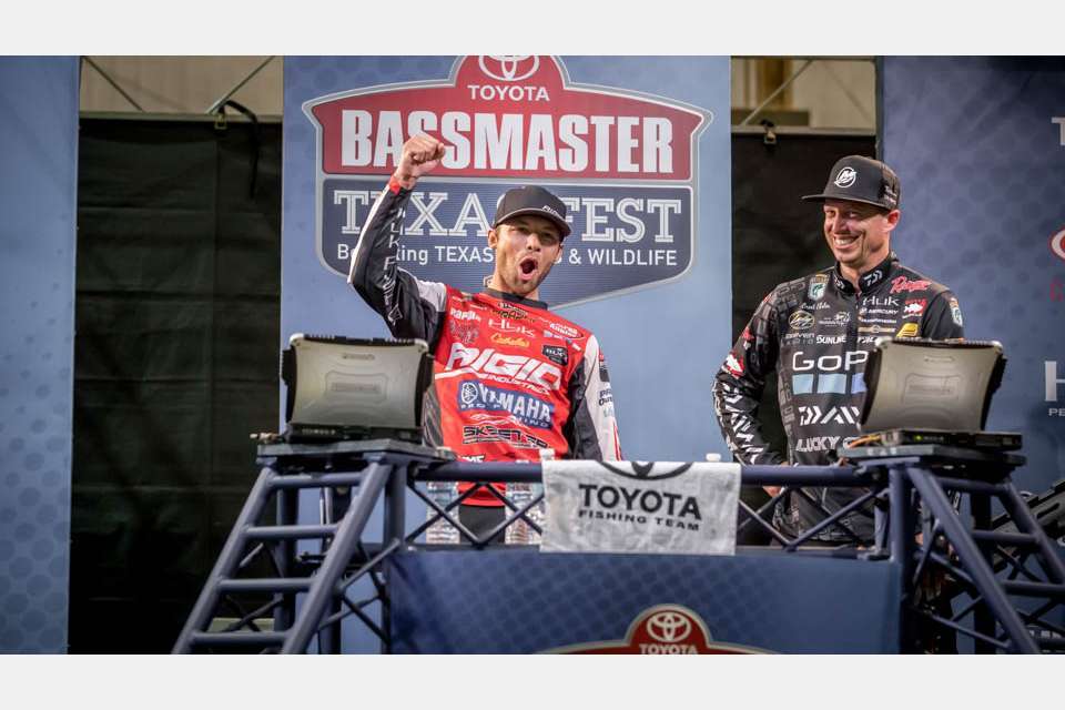 Despite scoring the big fish, Ehrler, who led the first two days, fell to Brandon Palaniuk, who celebrates his first Elite win since 2013. Palaniuk totaled 93-12 over the four days.