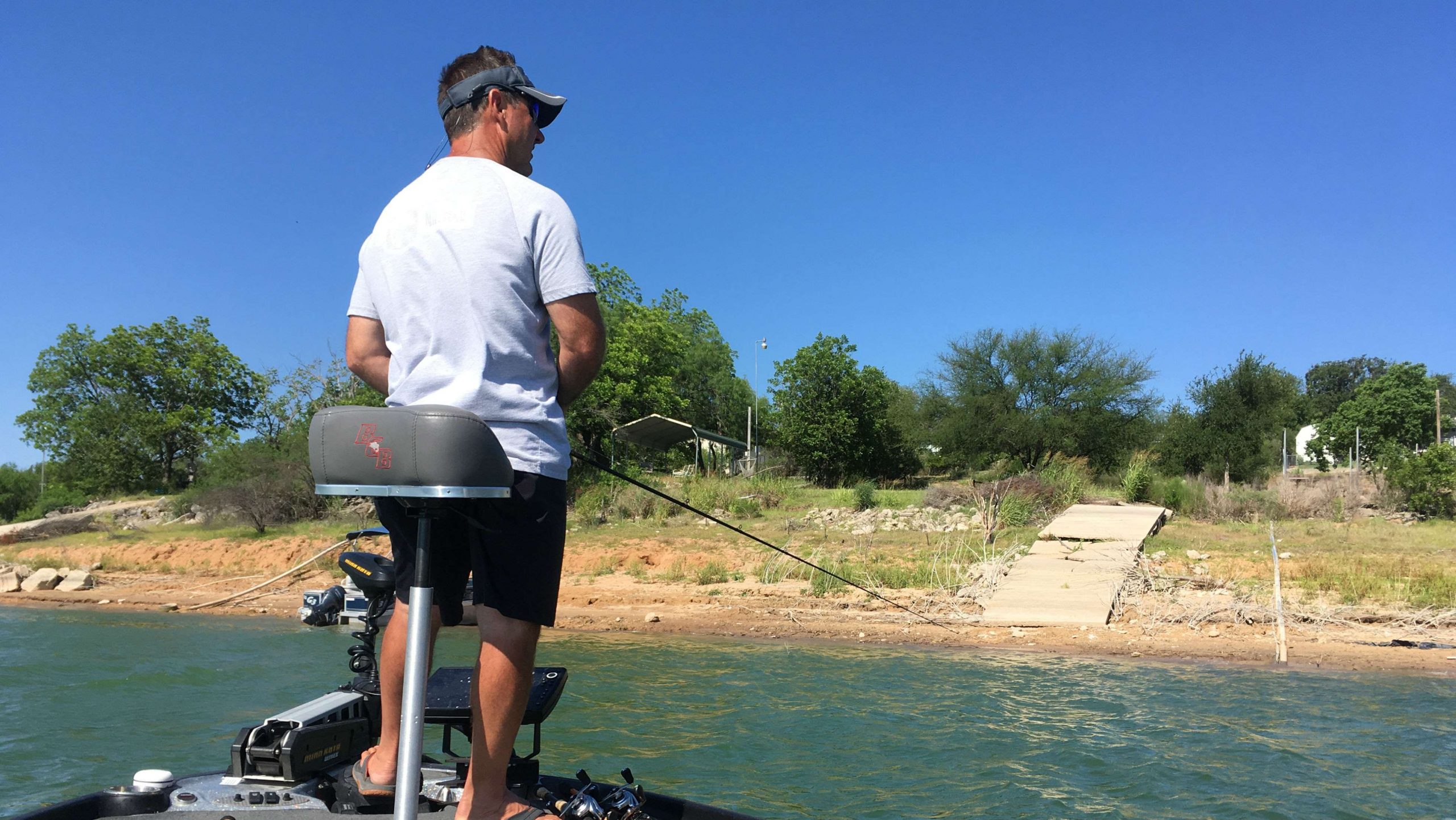 Robbie Latuso caught a 4.5 lb fish early but has been frustrated by all the sub 14 in fish since. Working to try to find a bigger bite.




