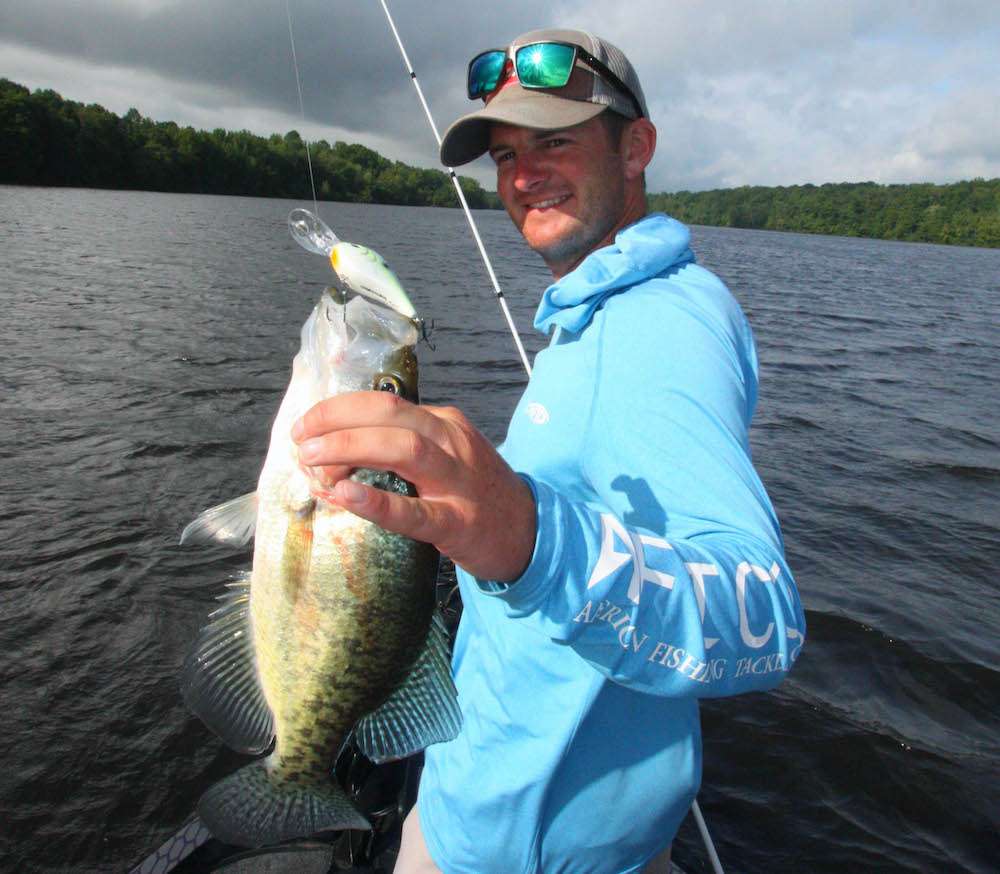 <b>9:13 a.m.</b> He cranks the 14.5 around the end of a long point and bags a huge crappie. âWhoa, thatâs a stud crappie! Fire up the fryer!â
